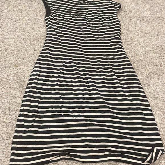 BLACK AND CREAM STRIPED LOFT DRESS MEDIUM - Picture 3 of 4